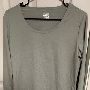 32 Degrees Tops - Like new light silver-gray thermal top 32 Degrees Tops - Like new light silver-gray thermal top